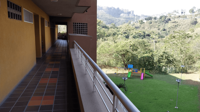Apartamento-en-Bosque-La-Jolla-de--m2